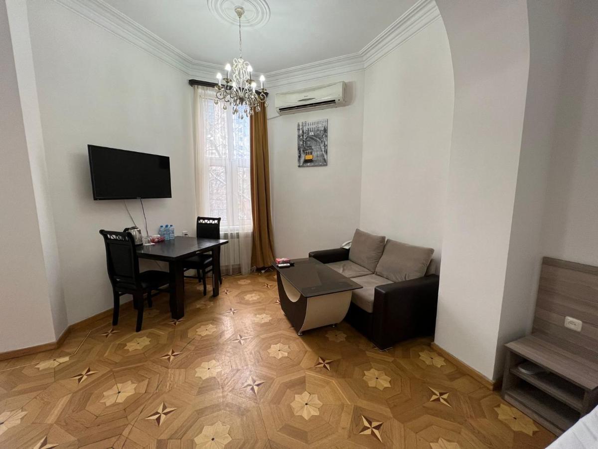 Olive Hotel Erywań Zewnętrze zdjęcie